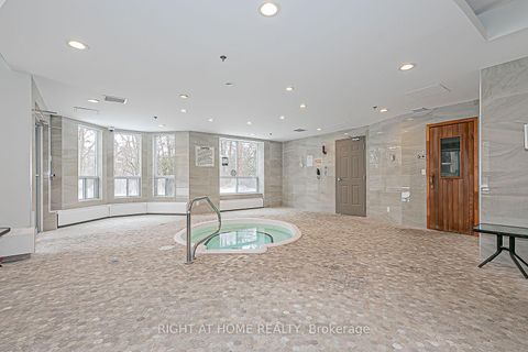 Photo 22 at 305 - 8 Maison Parc Court, Lakeview Estates, Vaughan