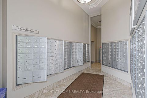 Photo 25 at 305 - 8 Maison Parc Court, Lakeview Estates, Vaughan