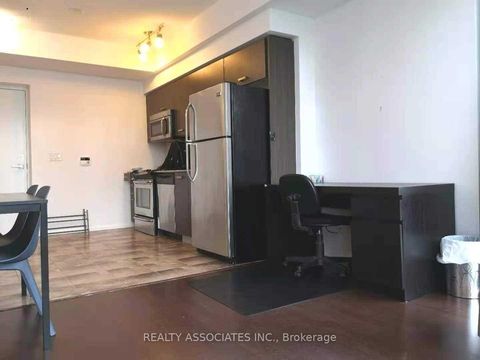 Photo 3 at 1309 - 832 Bay Street, Bay Street Corridor, Toronto