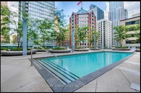 Photo 12 at 1309 - 832 Bay Street, Bay Street Corridor, Toronto