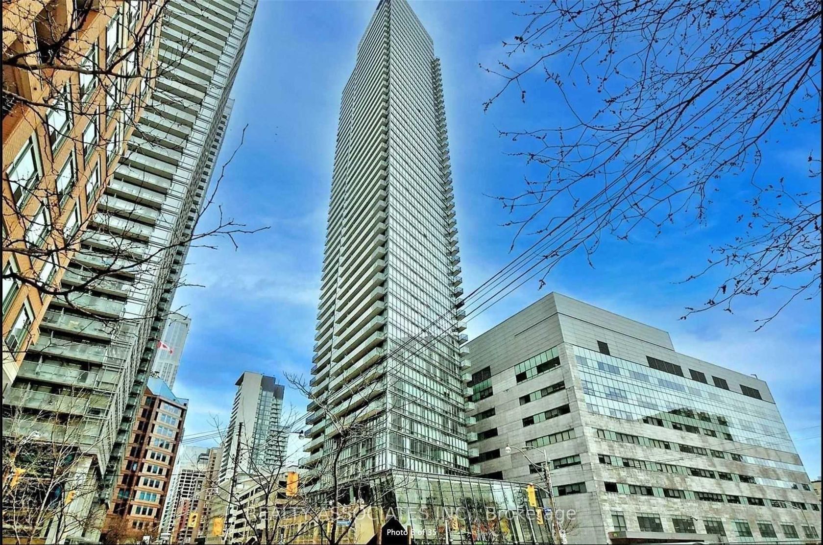 1309 - 832 Bay Street, Bay Street Corridor, Toronto 