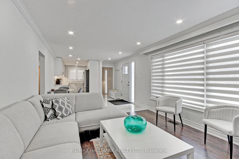 Photo 9 at 13 Patrick Drive, Aurora Highlands, Aurora