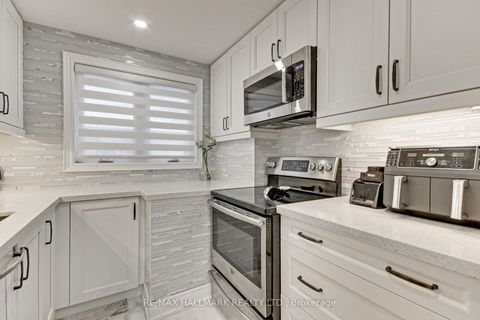 Photo 17 at 13 Patrick Drive, Aurora Highlands, Aurora