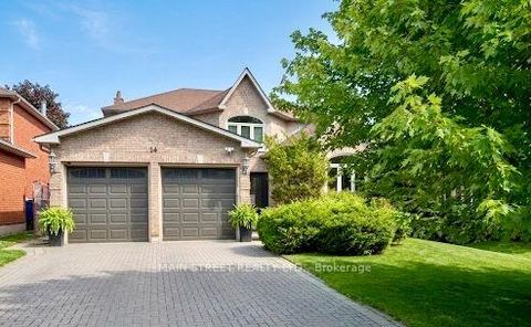 Photo 0 at 14 Mcgee Crescent, Aurora Highlands, Aurora
