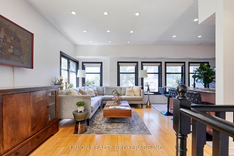 Photo 1 at 256 - 1496 Victoria Park Avenue, Victoria Village, Toronto
