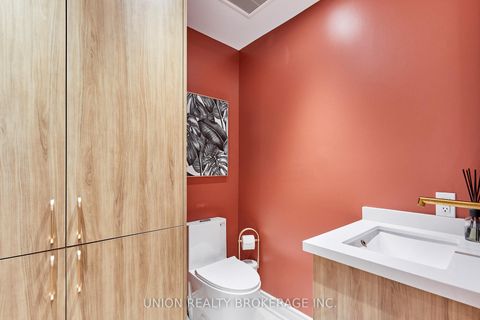 Photo 11 at 256 - 1496 Victoria Park Avenue, Victoria Village, Toronto