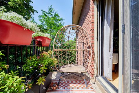 Photo 13 at 256 - 1496 Victoria Park Avenue, Victoria Village, Toronto