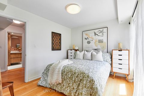 Photo 17 at 256 - 1496 Victoria Park Avenue, Victoria Village, Toronto