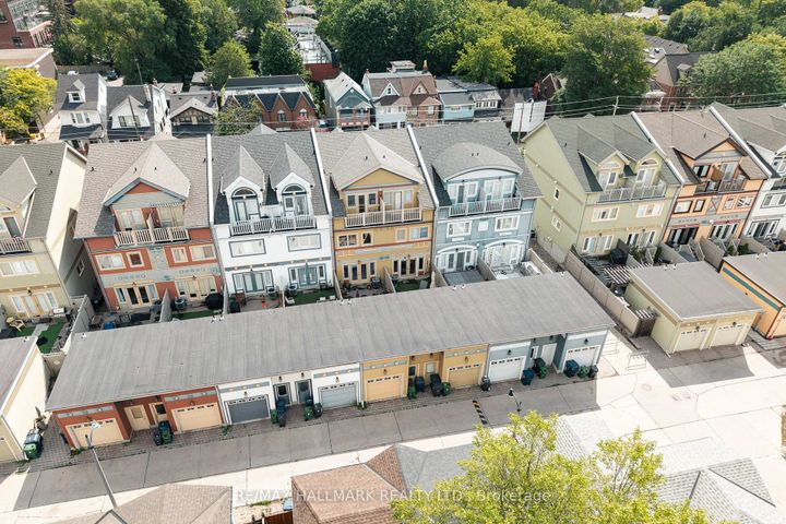 Photo 31 at 82 Woodbine Avenue, The Beaches, Toronto