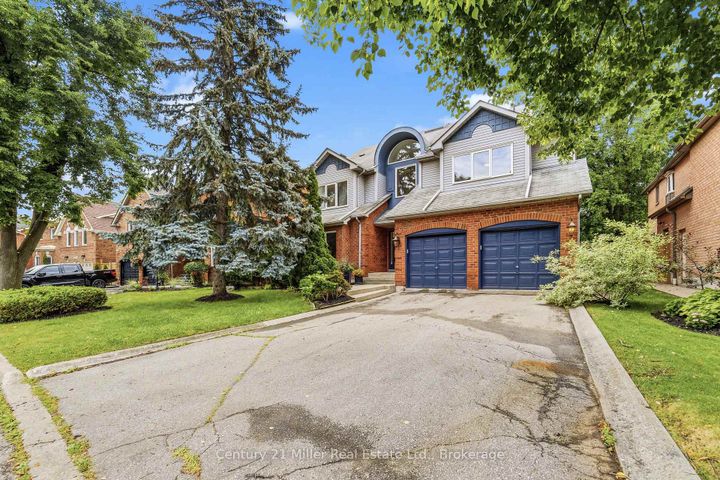 Photo 1 at 3686 St. Laurent Court, Erin Mills, Mississauga