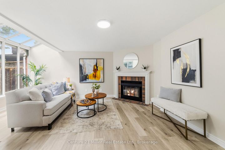 Photo 18 at 3686 St. Laurent Court, Erin Mills, Mississauga