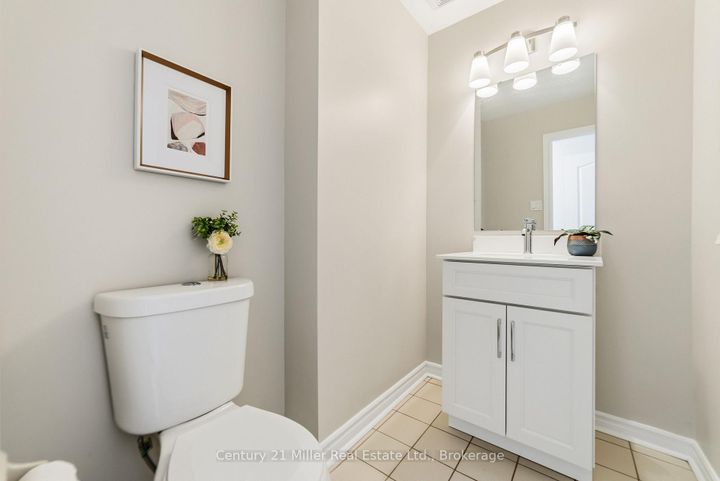 Photo 19 at 3686 St. Laurent Court, Erin Mills, Mississauga