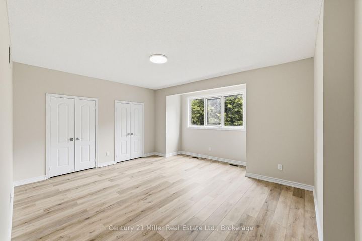 Photo 38 at 3686 St. Laurent Court, Erin Mills, Mississauga