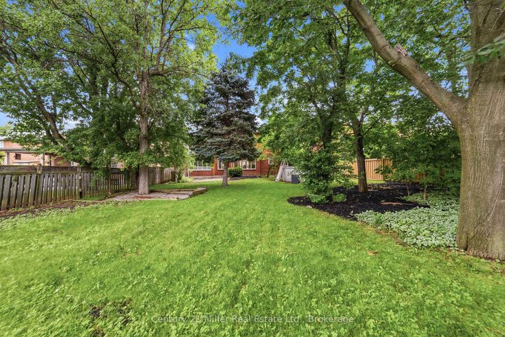 Photo 42 at 3686 St. Laurent Court, Erin Mills, Mississauga