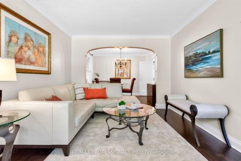 Photo 5 at 146 Government Road, Kingsway South, Toronto