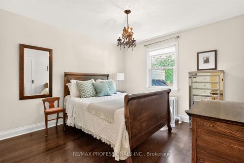 Photo 21 at 146 Government Road, Kingsway South, Toronto
