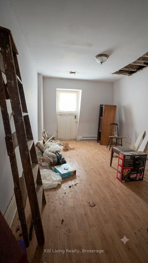 Photo 6 at 27 McGill Street, Yonge Corridor, Toronto
