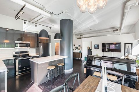 Photo 9 at 406 - 2 Fieldway Road, City Centre West, Toronto
