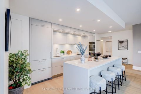 Photo 5 at 305 - 259 The Kingsway, Humber Valley, Toronto