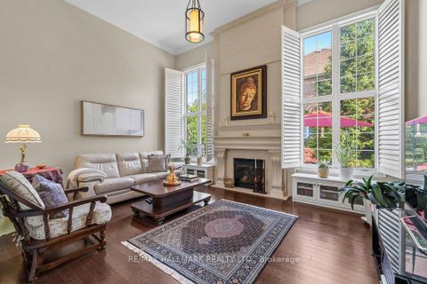Photo 16 at 321 Grand Vellore Crescent, Vellore Village, Vaughan