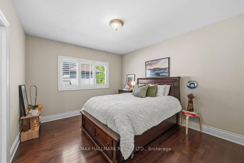 Photo 27 at 321 Grand Vellore Crescent, Vellore Village, Vaughan