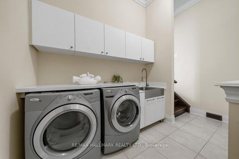 Photo 34 at 321 Grand Vellore Crescent, Vellore Village, Vaughan