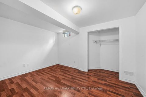 Photo 40 at 321 Grand Vellore Crescent, Vellore Village, Vaughan