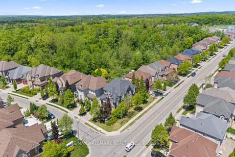 Photo 45 at 321 Grand Vellore Crescent, Vellore Village, Vaughan