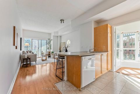 Photo 4 at 619 - 600 Queens Quay W, Waterfront Communities C1, Toronto