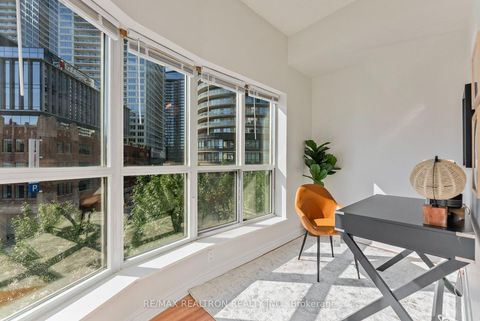 Photo 7 at 619 - 600 Queens Quay W, Waterfront Communities C1, Toronto