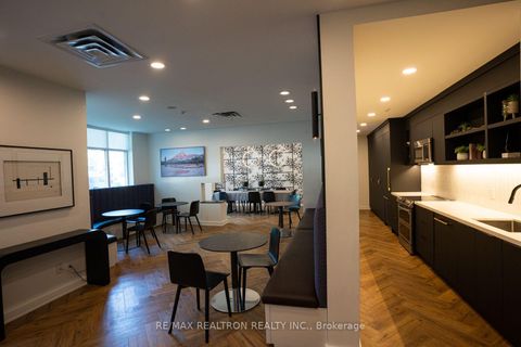 Photo 22 at 619 - 600 Queens Quay W, Waterfront Communities C1, Toronto
