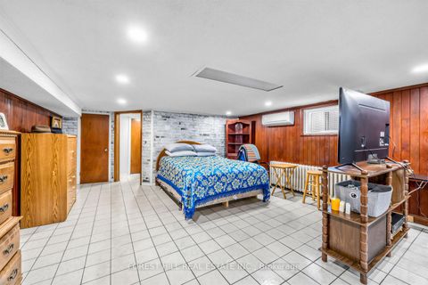 Photo 12 at 101 Holwood Avenue, Eglinton West, Toronto