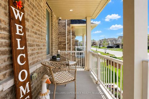 Photo 3 at 1329 Davis Loop, Lefroy, Innisfil