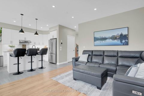 Photo 10 at 1329 Davis Loop, Lefroy, Innisfil