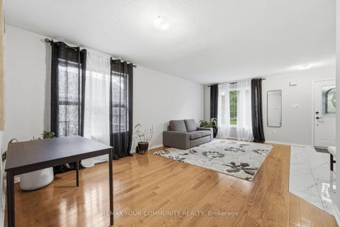Photo 2 at 57 Kingsridge Road, Bayshore, Barrie