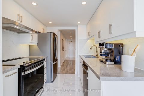 Photo 14 at 1705 - 80 Alton Towers Circle, Milliken, Toronto