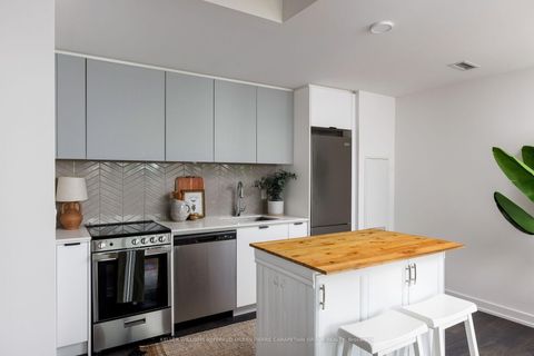 Photo 12 at 312 - 57 Brock Avenue, Roncesvalles, Toronto