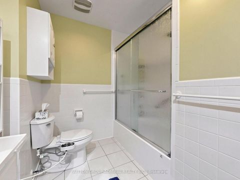 Photo 15 at 126 Chelmsford Avenue, Newtonbrook West, Toronto