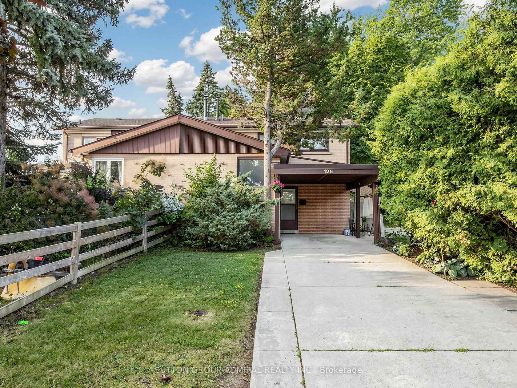 126 Chelmsford Avenue, Newtonbrook West, Toronto 