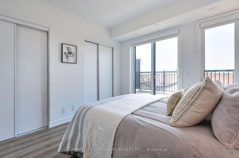 Photo 5 at 30 Case Ootes Drive, Victoria Village, Toronto