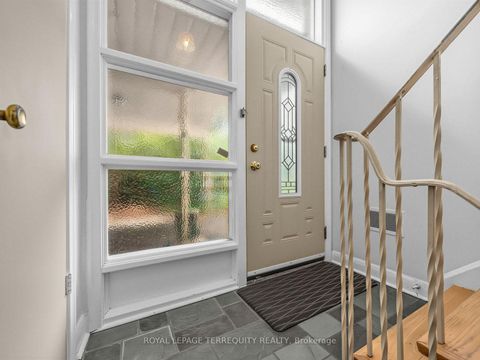 Photo 4 at 359 Renforth Drive, Etobicoke West Mall, Toronto