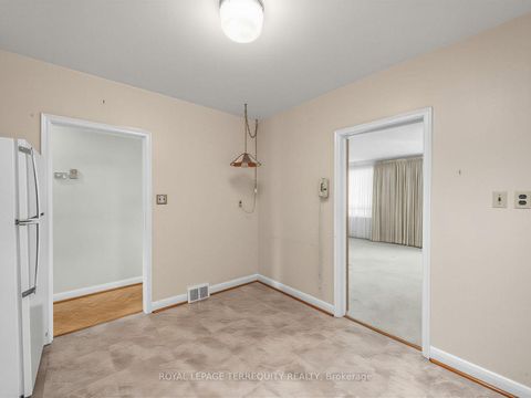 Photo 12 at 359 Renforth Drive, Etobicoke West Mall, Toronto