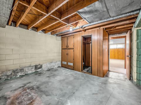 Photo 25 at 359 Renforth Drive, Etobicoke West Mall, Toronto