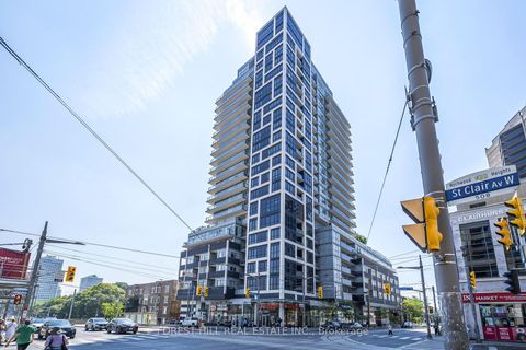 Photo 29 at 202 - 501 St Clair Avenue W, Casa Loma, Toronto