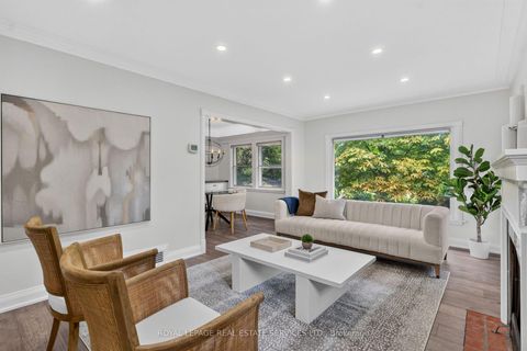 Photo 4 at 2 Glenroy Avenue, Queensway, Toronto
