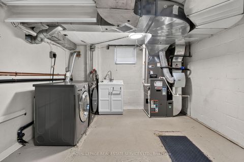 Photo 27 at 2 Glenroy Avenue, Queensway, Toronto