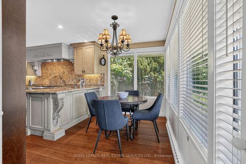 Photo 7 at 4 Prince George Drive, Rosethorn, Toronto