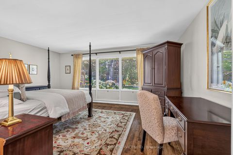 Photo 18 at 4 Prince George Drive, Rosethorn, Toronto
