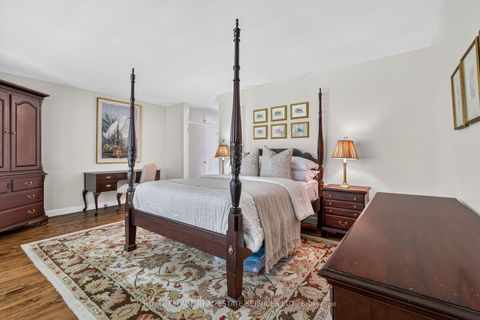 Photo 19 at 4 Prince George Drive, Rosethorn, Toronto