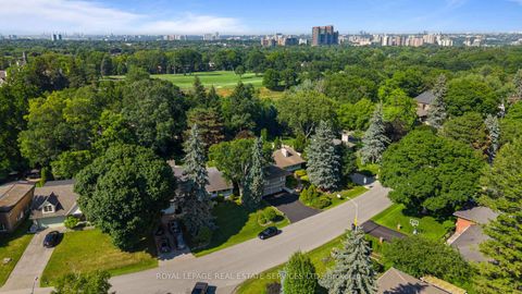 Photo 41 at 4 Prince George Drive, Rosethorn, Toronto